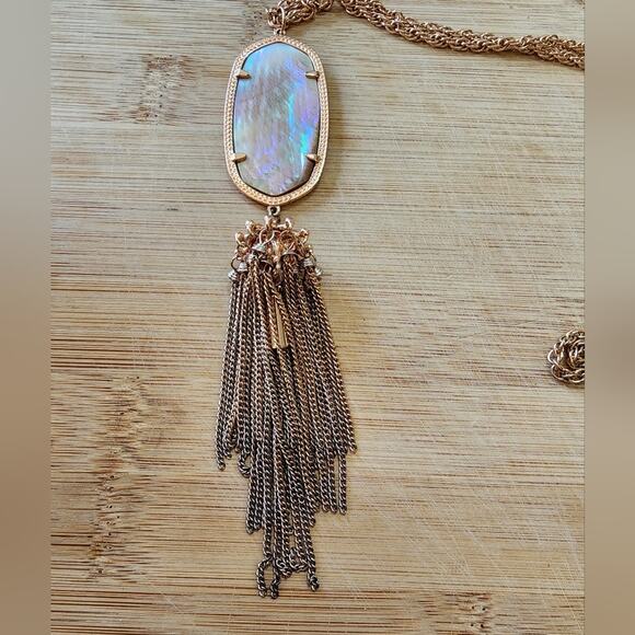 Kendra scott Rose Gold Brown‎ Mother of Pearl Rayne Necklace - Picture 4 of 6